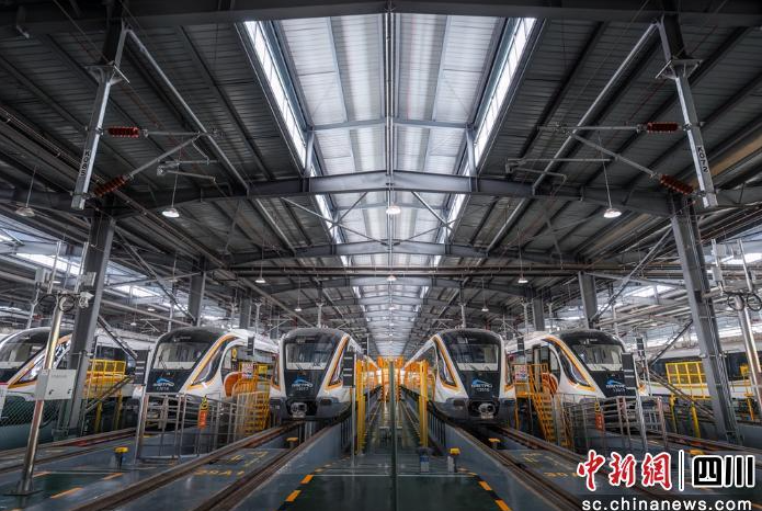 成都首个“轨道+低空”双总部项目落地 空轨融合启新局