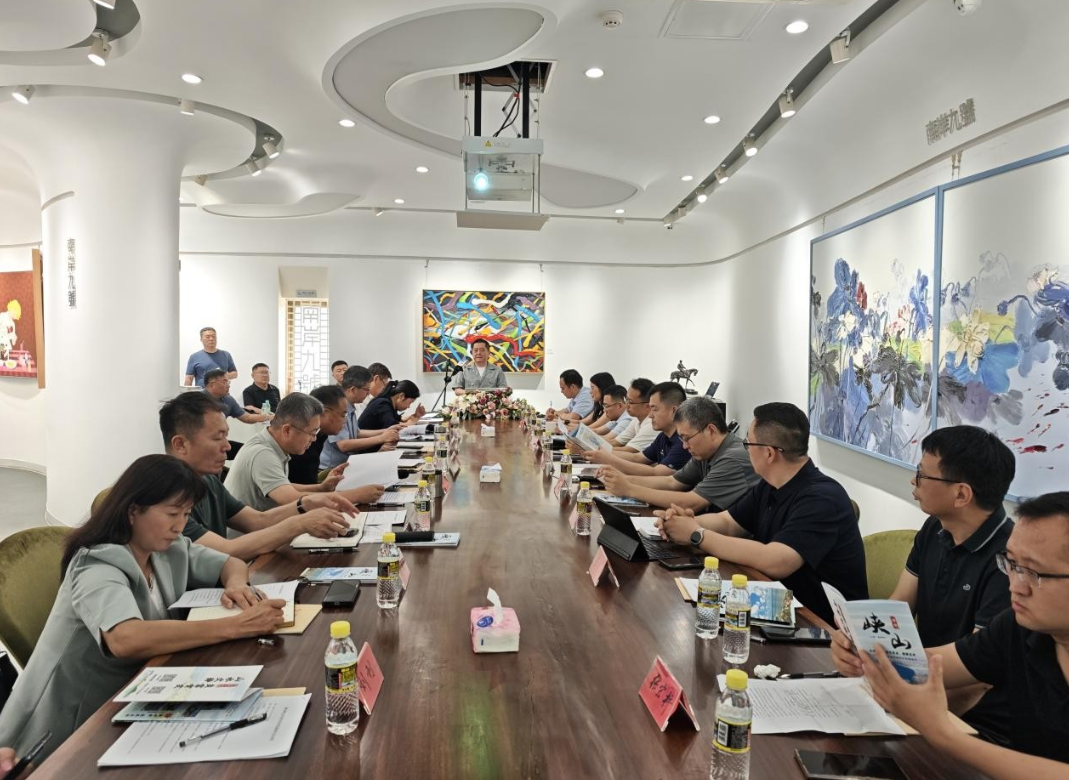 峡山区在京举行低空经济发展研讨会暨峡山湖